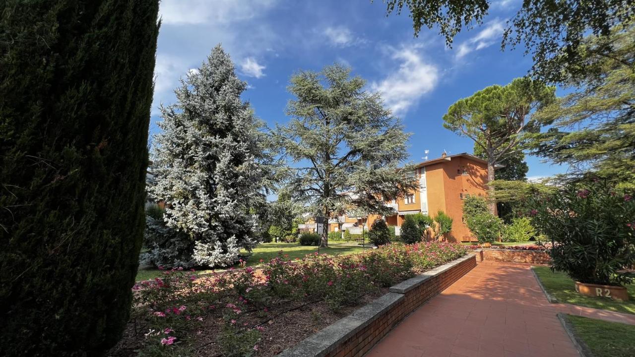 Premium Apartments Peschiera 佩斯基耶拉德加达 外观 照片