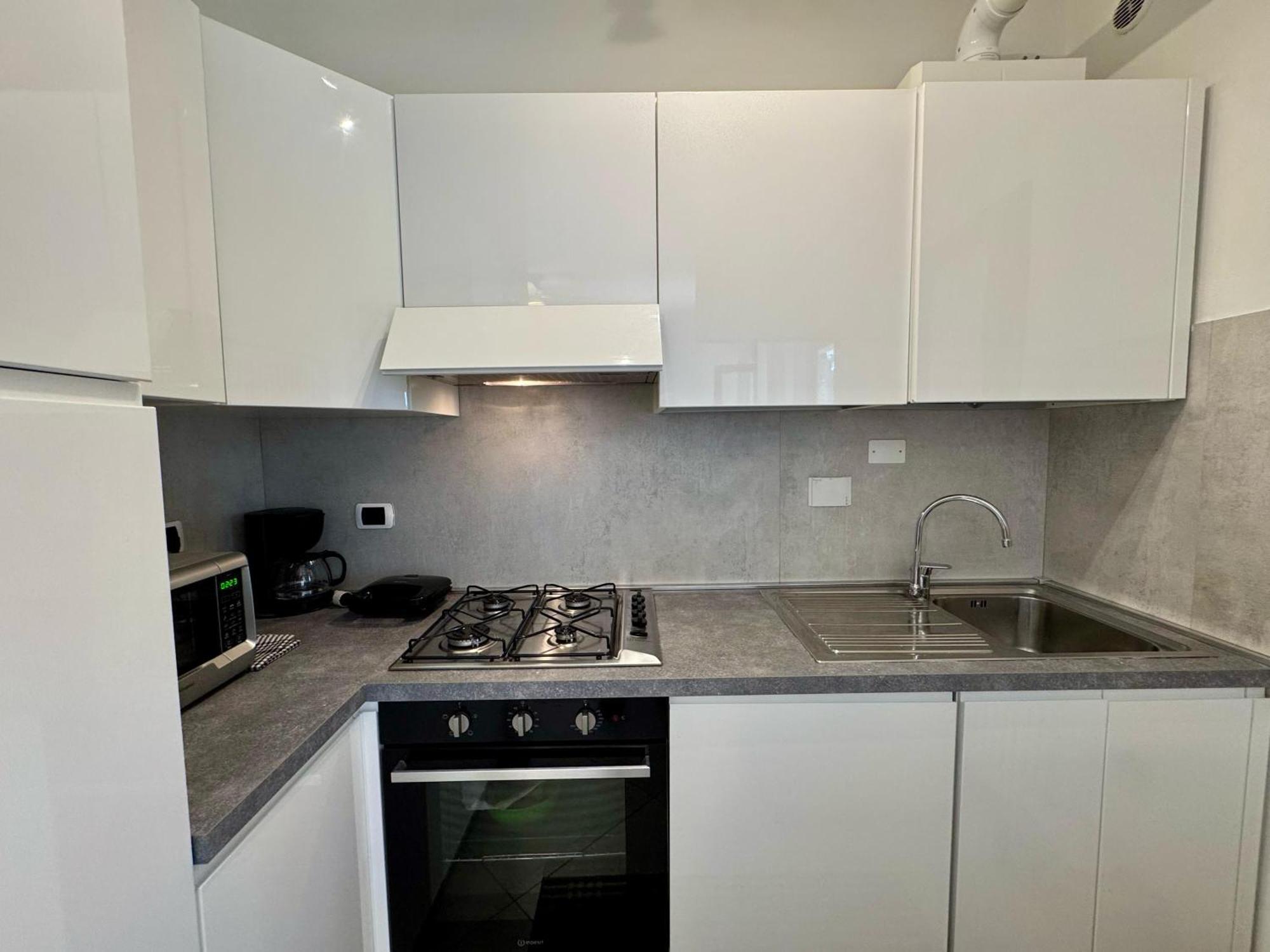 Premium Apartments Peschiera 佩斯基耶拉德加达 外观 照片